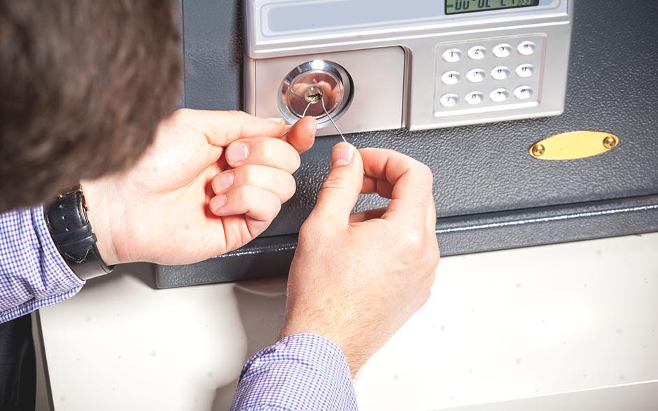 prix ouverture porte serrurier Fontenay-lès-Briis